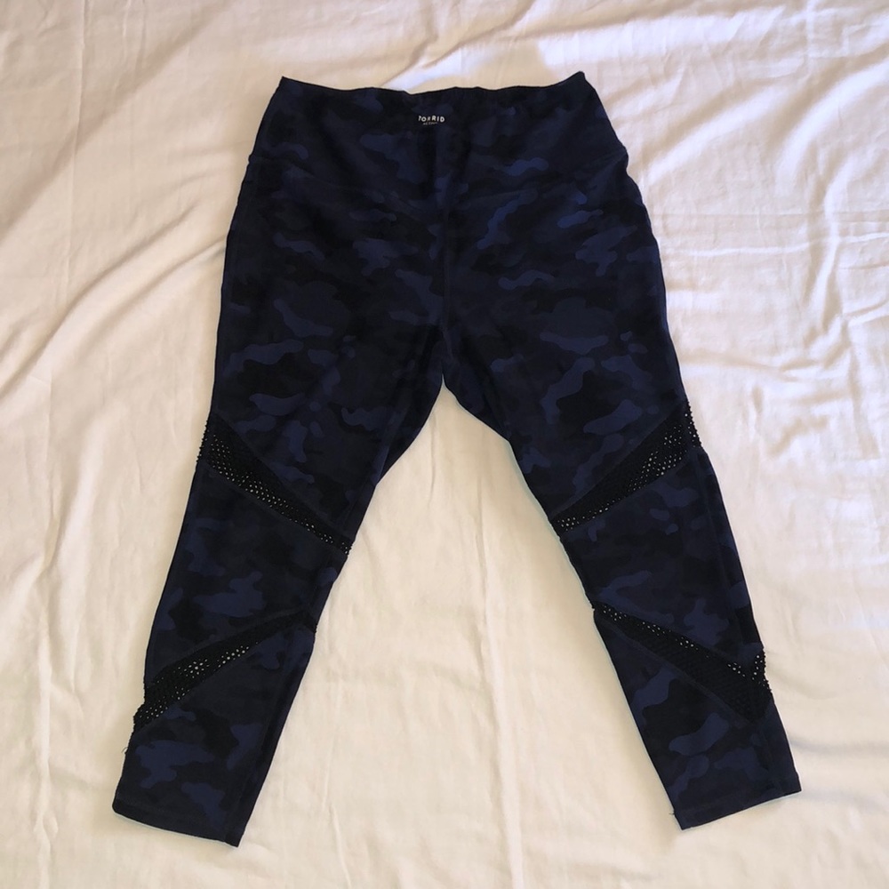 Torrid NAVY CAMO CROP ACTIVE LEGGING